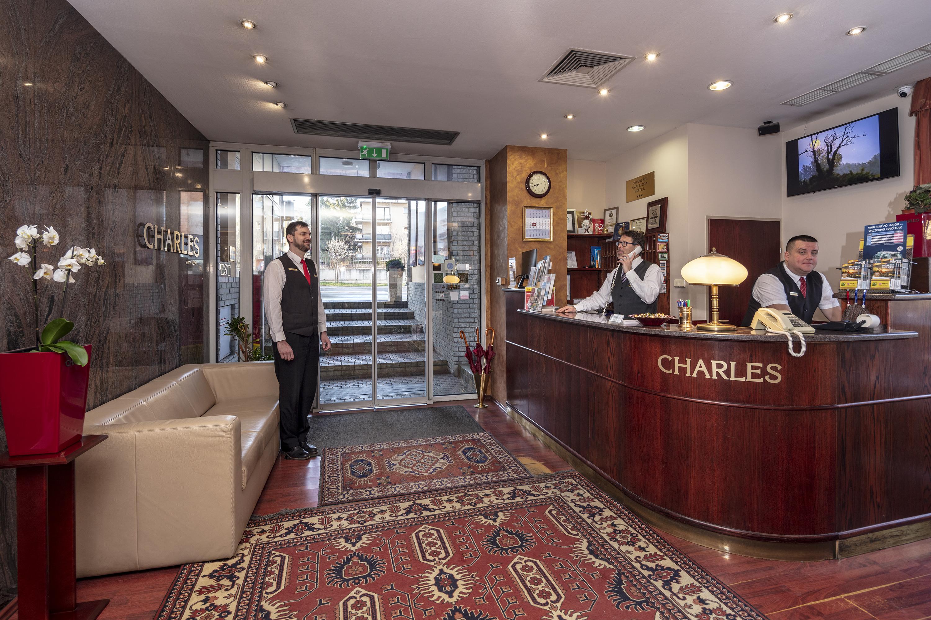 Hotel Charles Budapest Exterior photo
