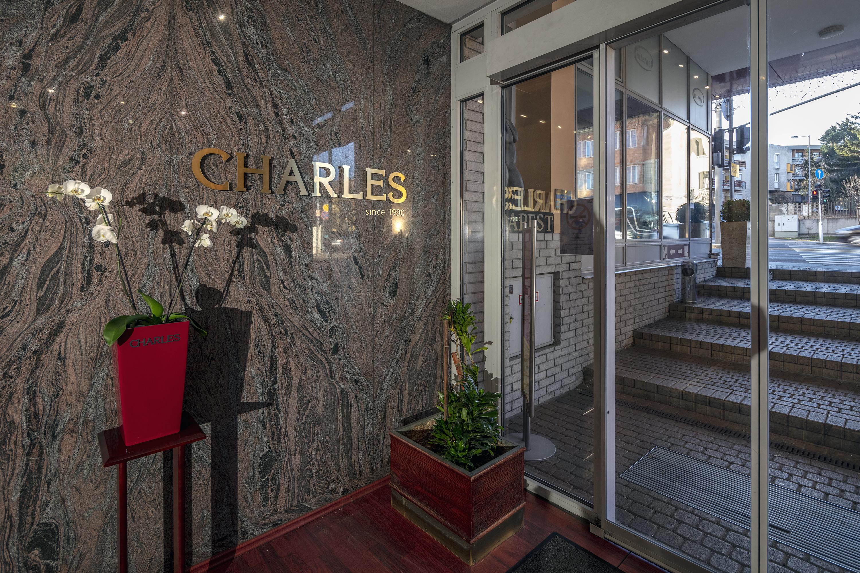 Hotel Charles Budapest Exterior photo